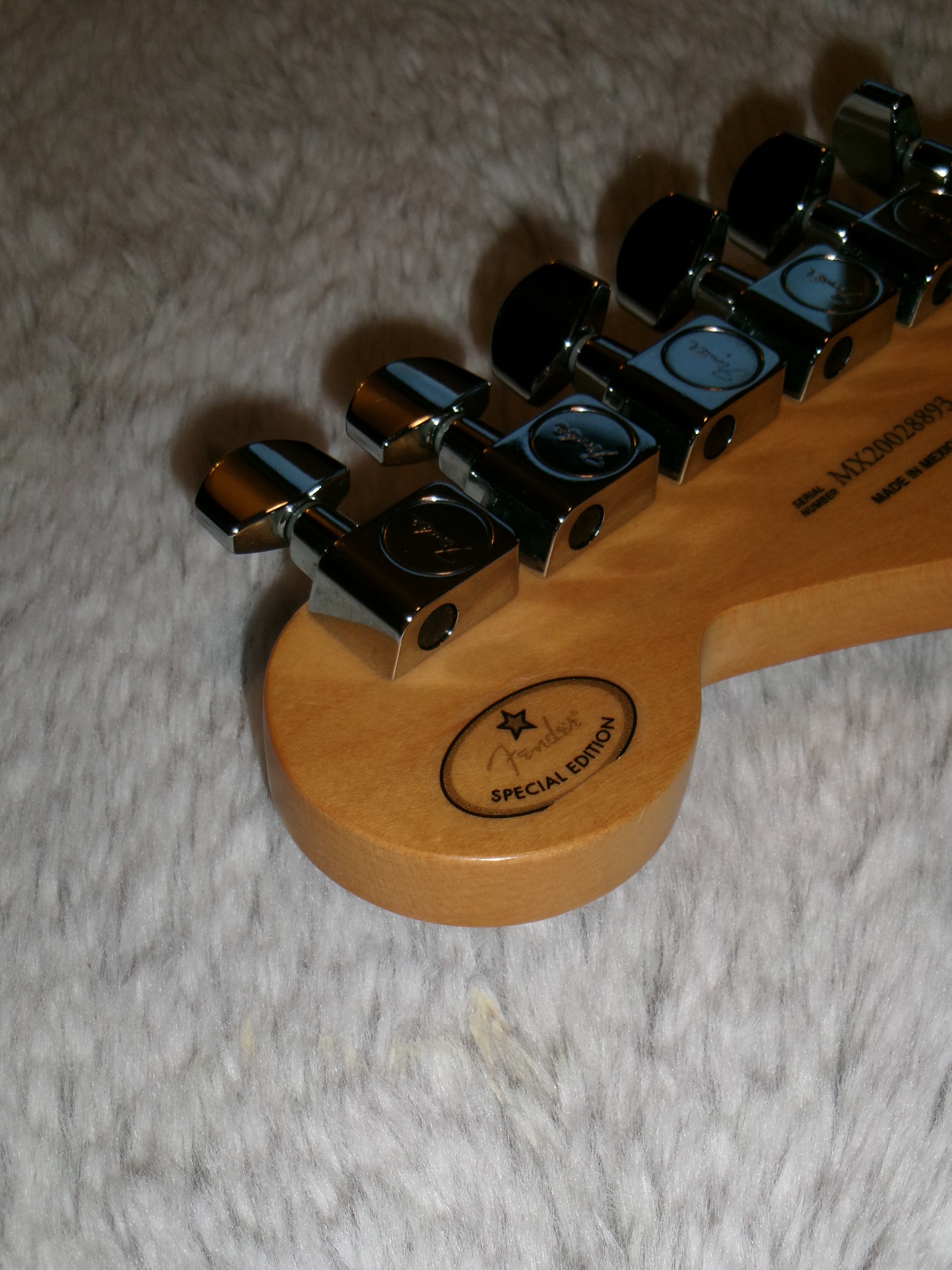 Fender Stratocaster 3-Tone Sunbrust Made in Mexico · 2020