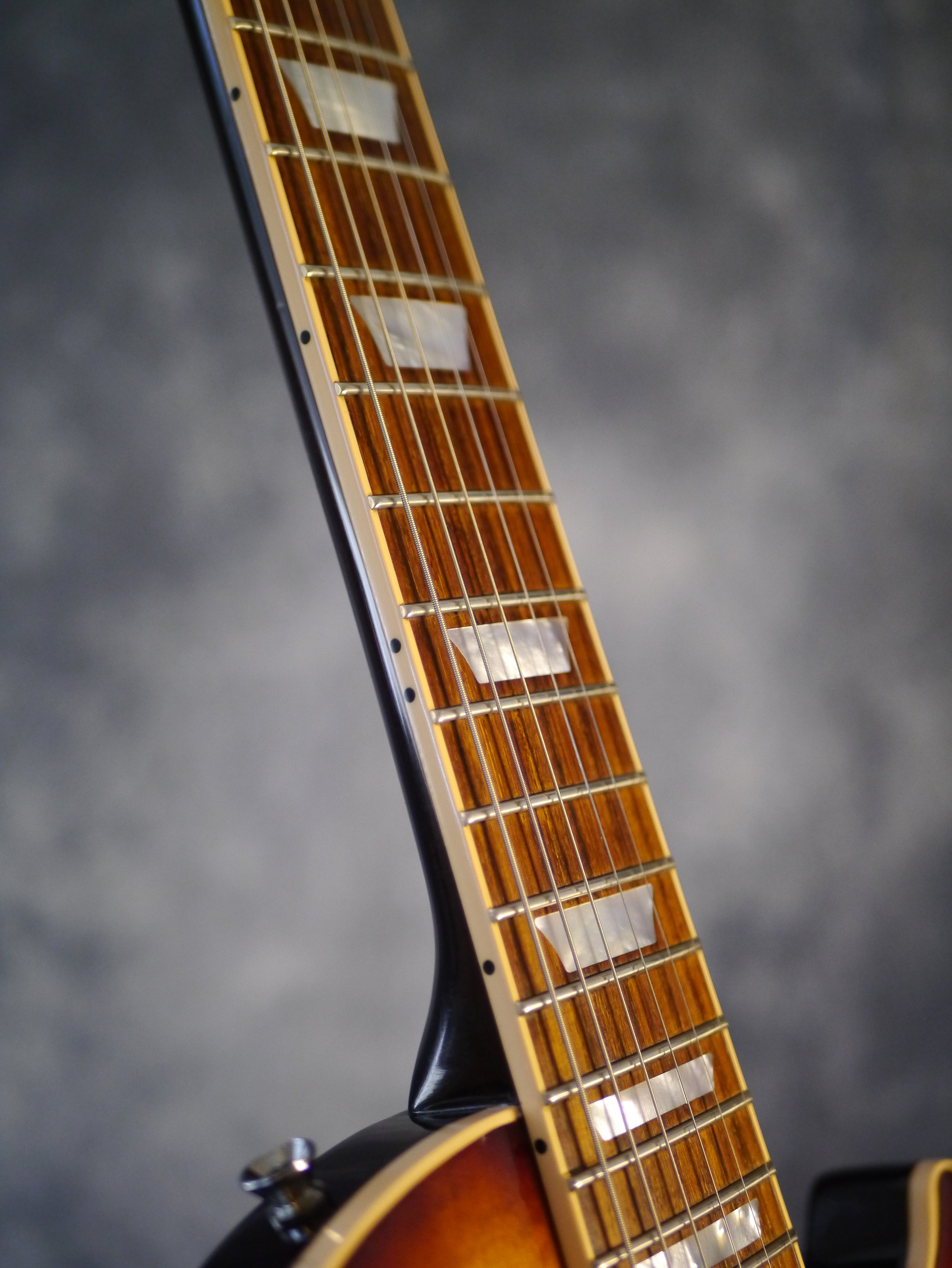 Gibson Les Paul Less Plus 2015 – Vintage Sunburst