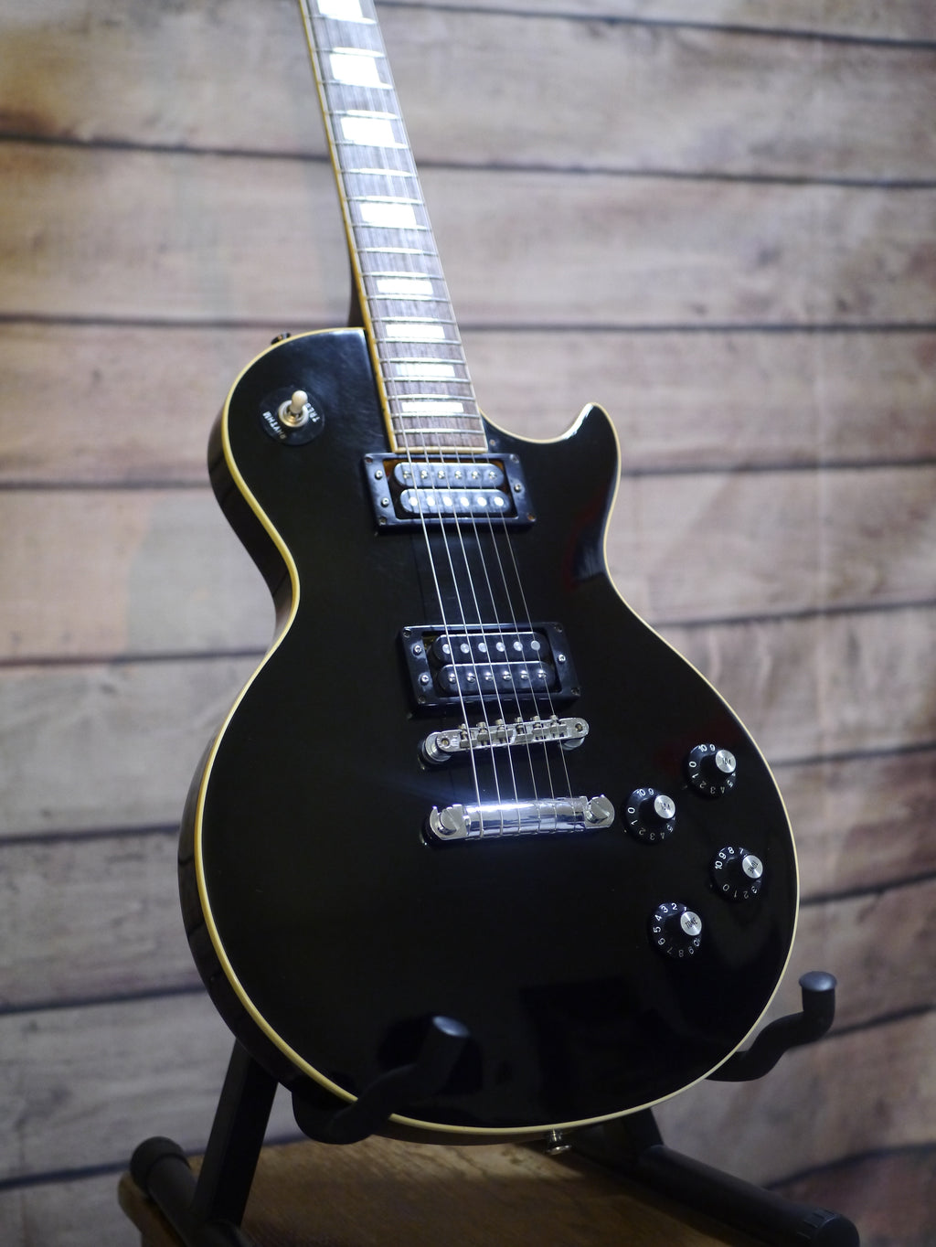 Pearl Single-Cut Black (Made in Japan)