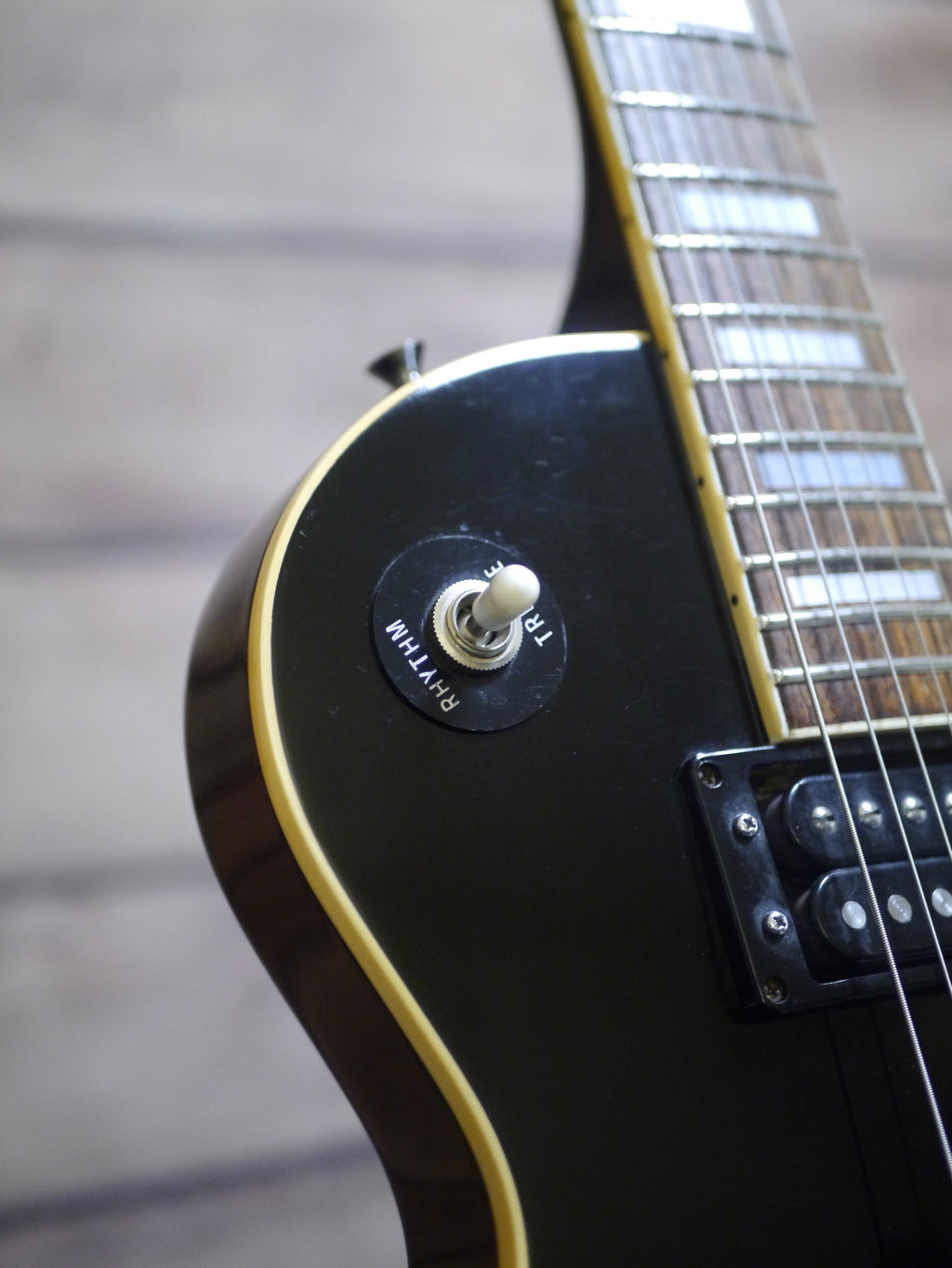 Pearl Single-Cut Black (Made in Japan)