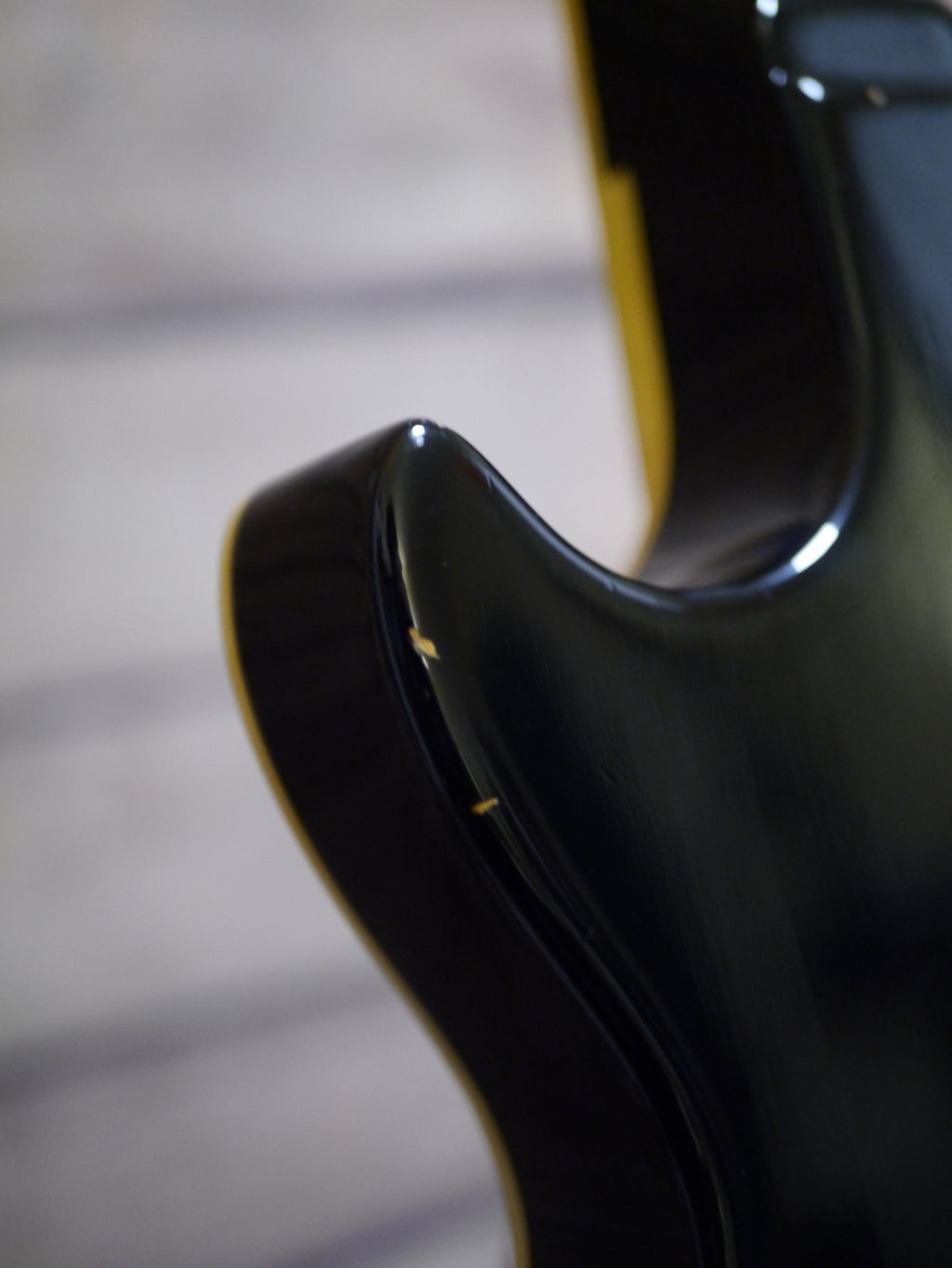 Pearl Single-Cut Black (Made in Japan)