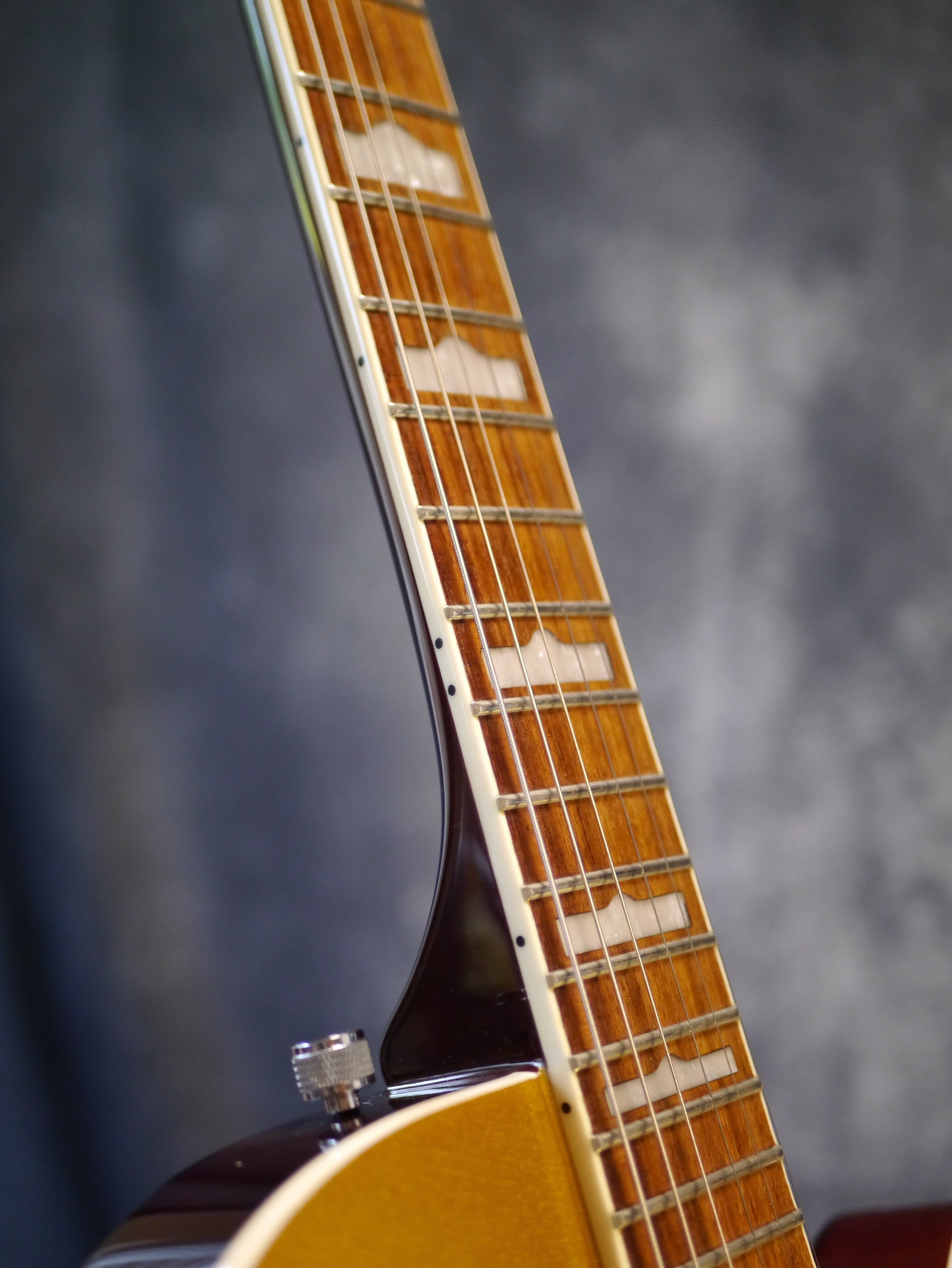 Gretsch Electromatic Jet – Gold Top inkl. Hardcase