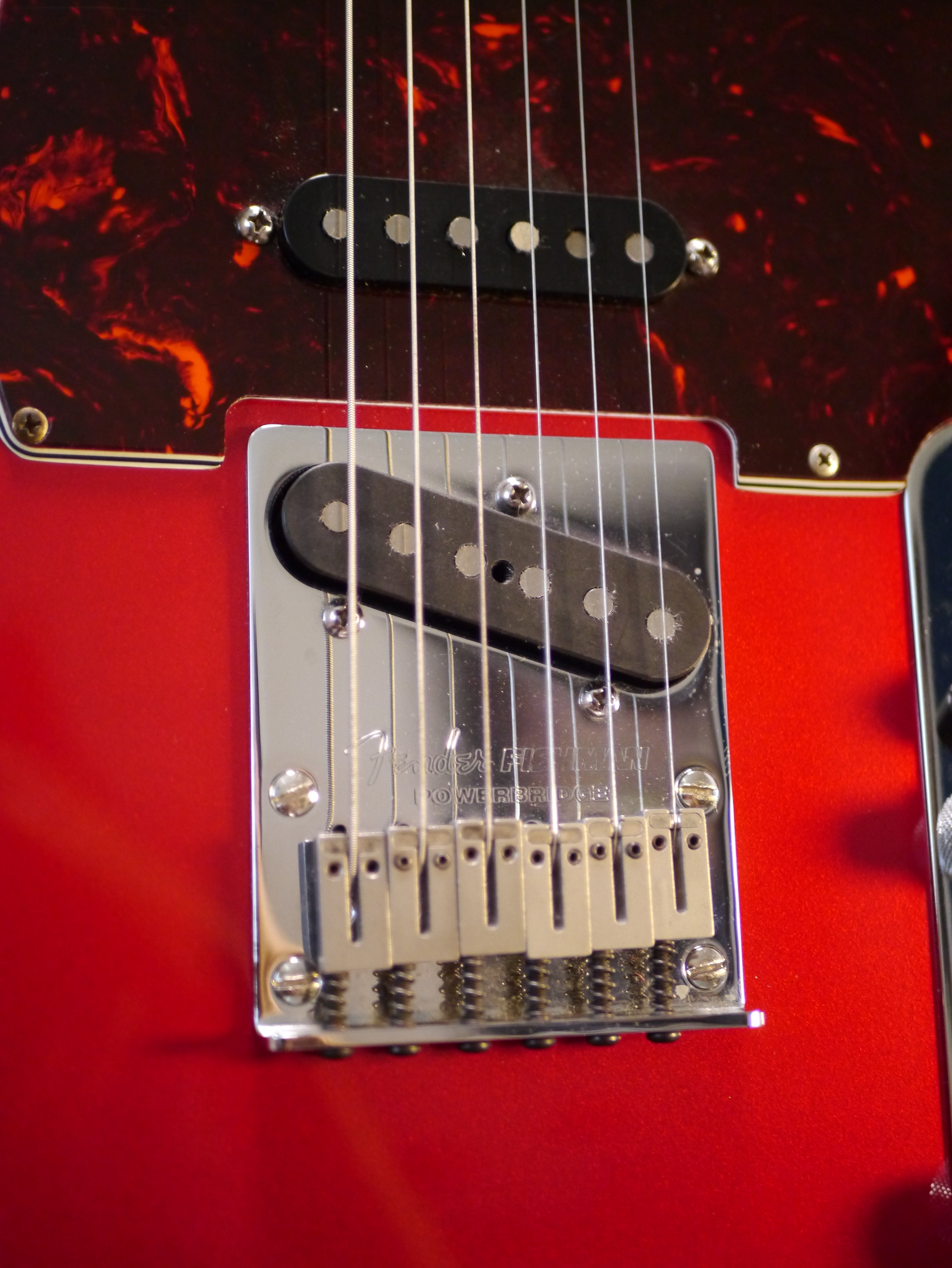 Fender Power Telecaster Deluxe Nashville – Candy Apple Red