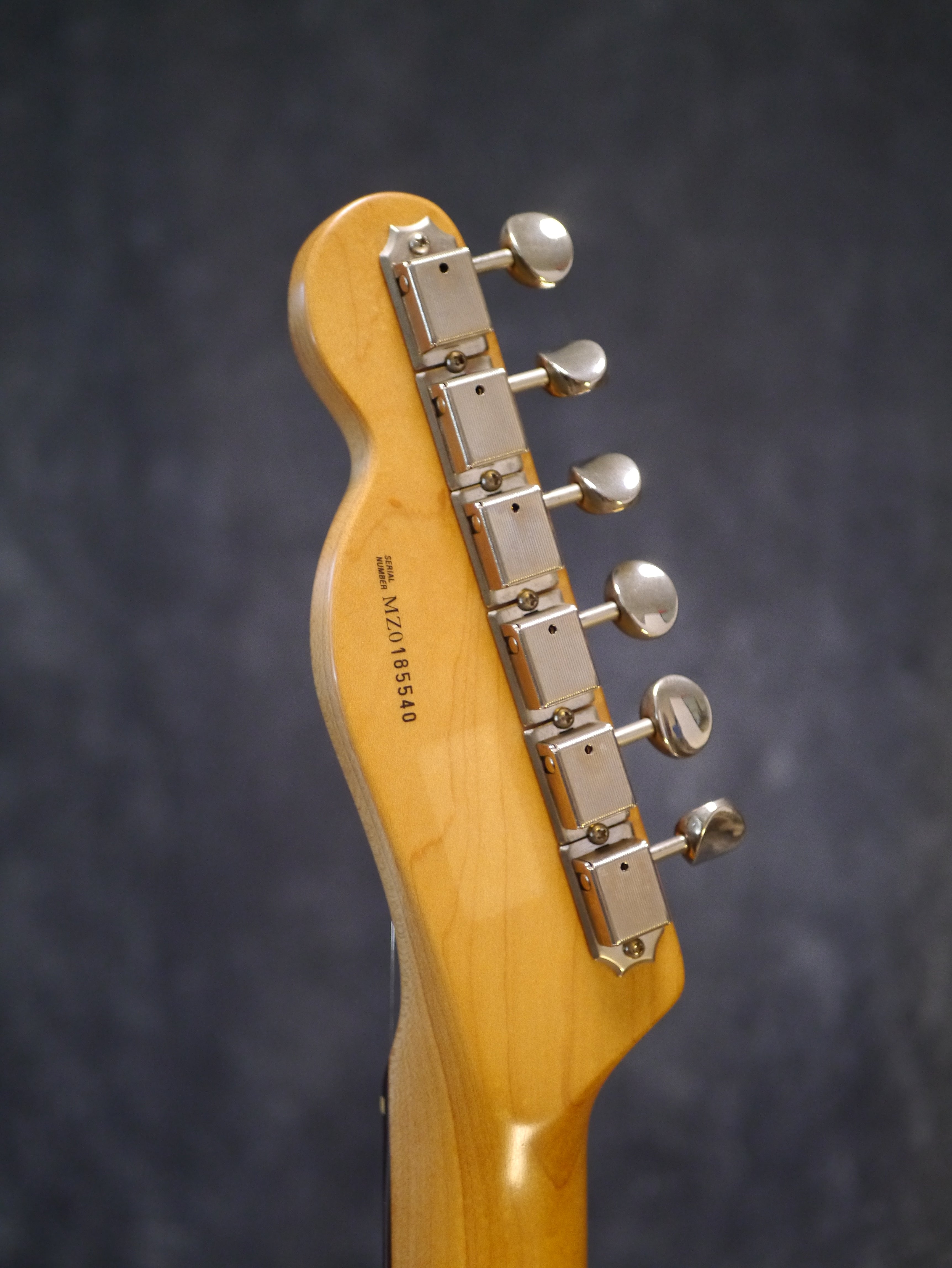 Fender Power Telecaster Deluxe Nashville – Candy Apple Red