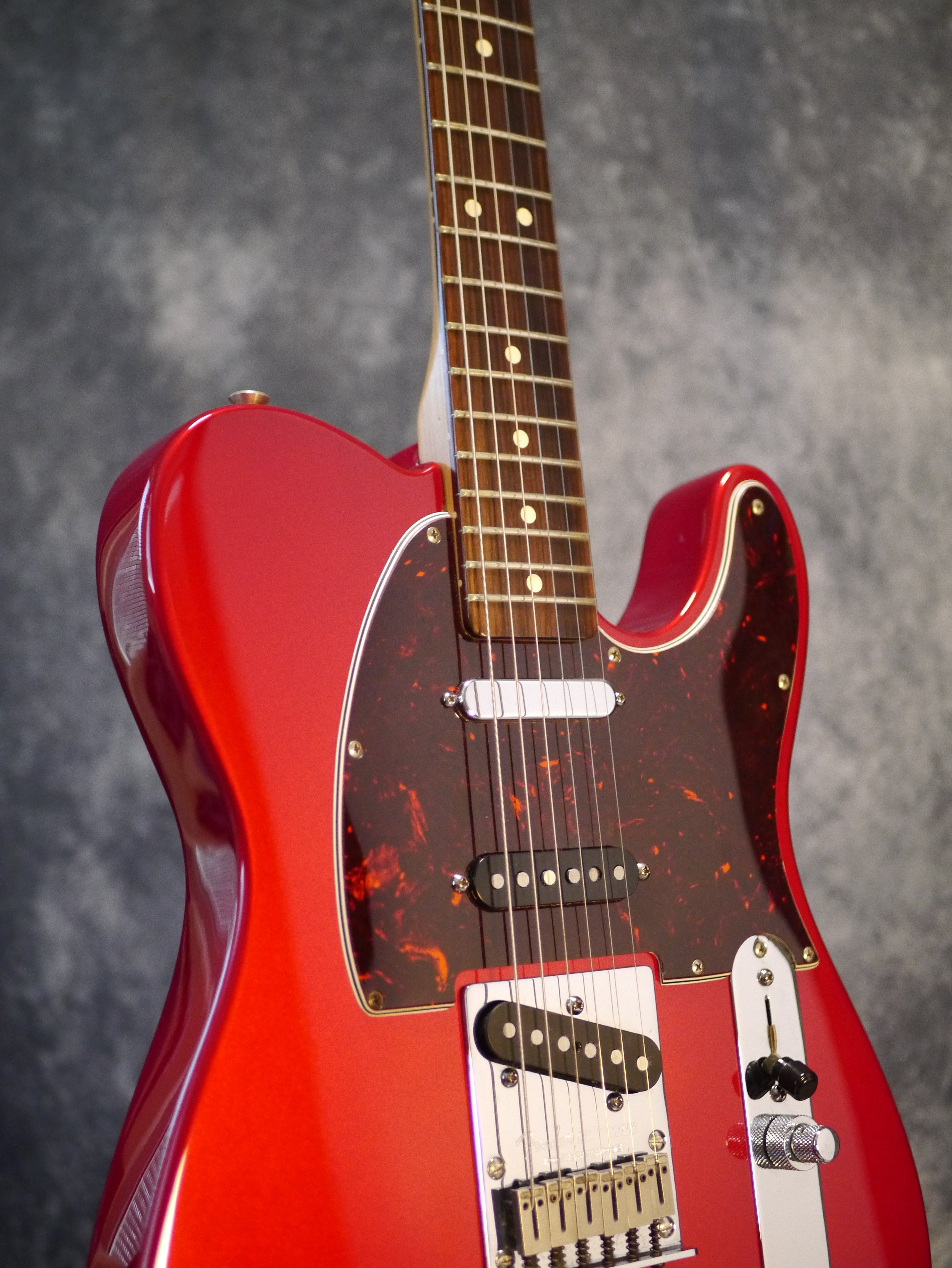 Fender Power Telecaster Deluxe Nashville – Candy Apple Red