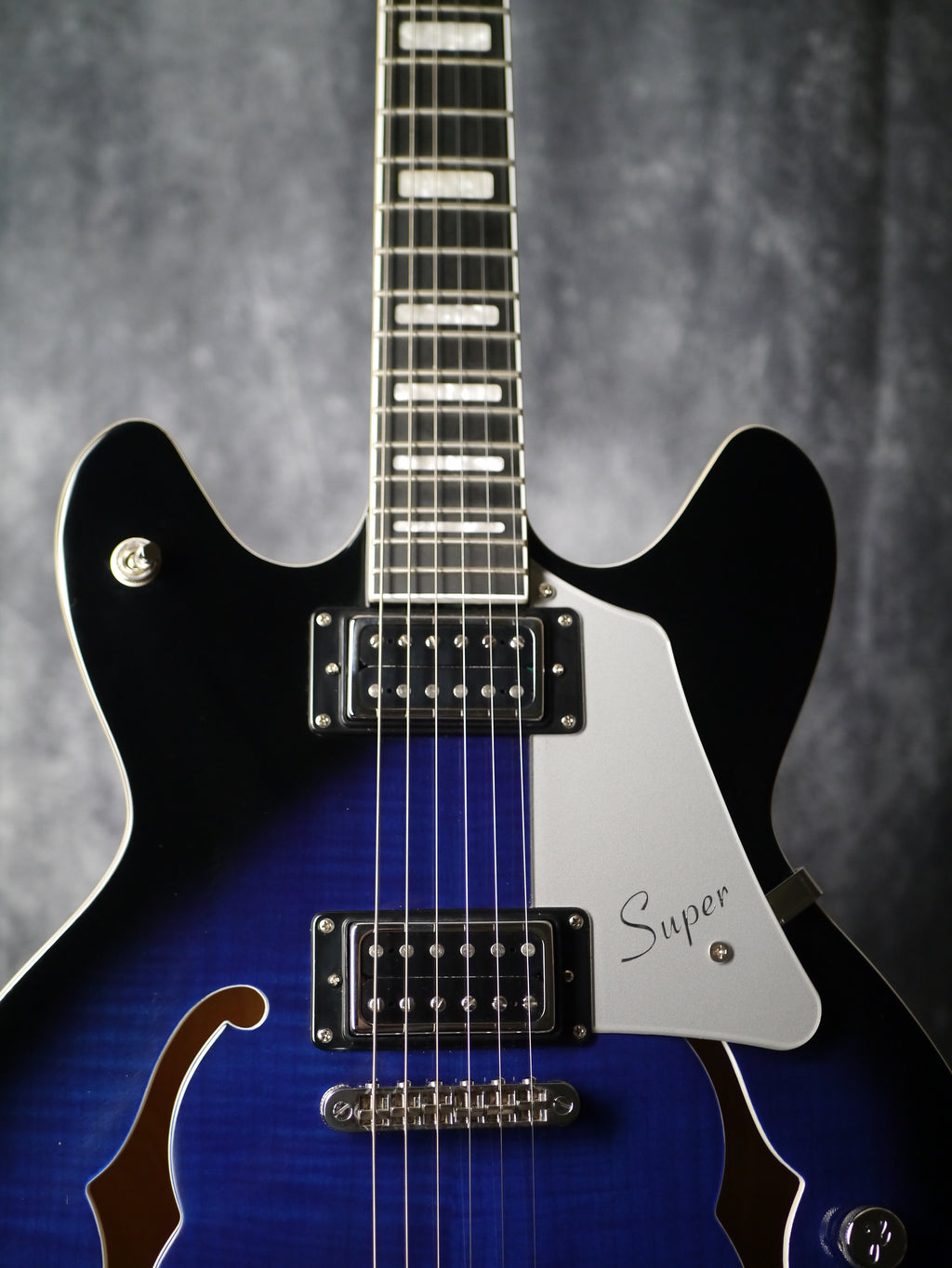 Hagstrom Super Viking – Dark Baltic Sea inkl. Hagstrom Case