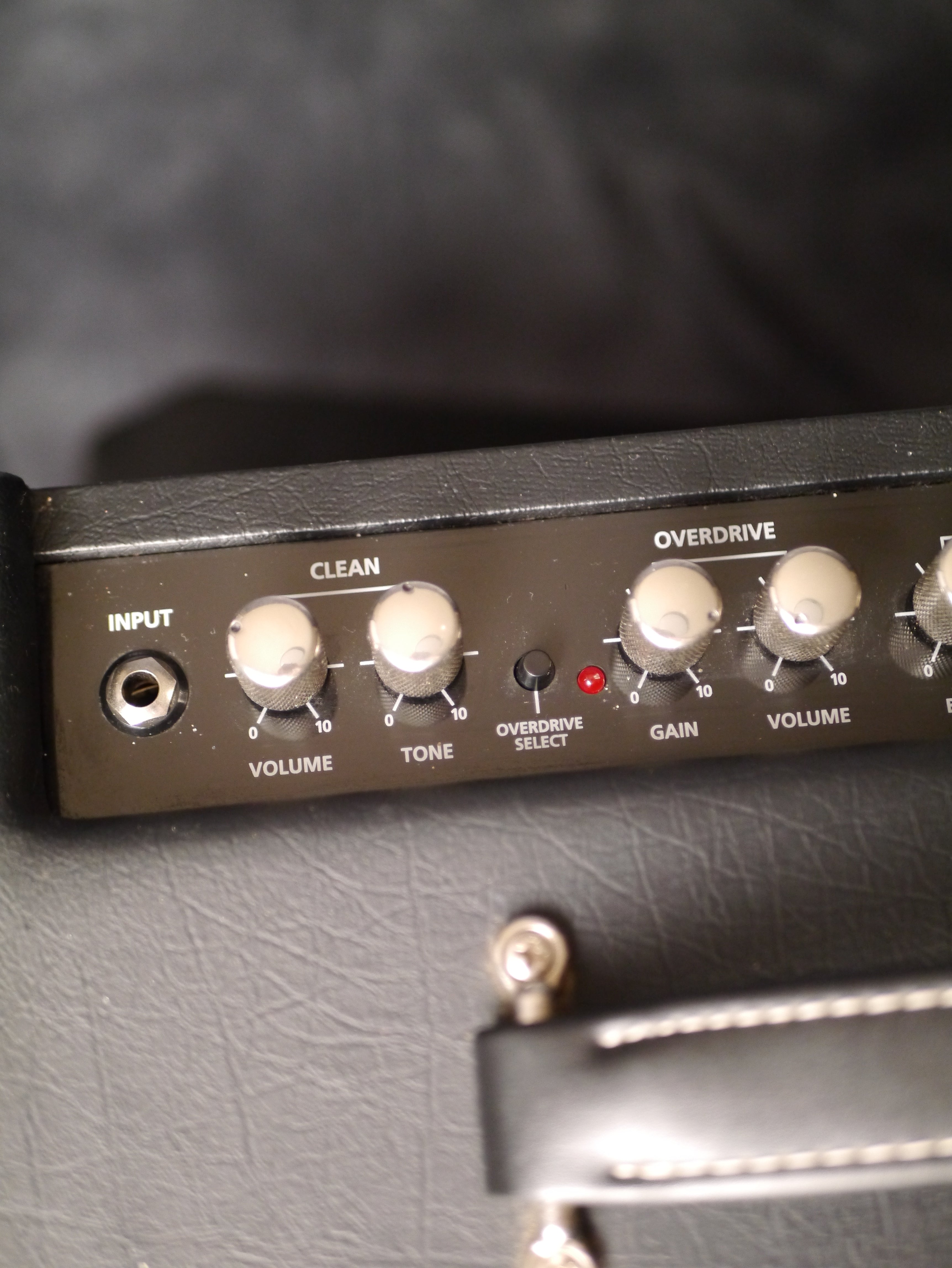 Blackstar HT-5 Combo – 5 Watt Röhrenverstärker