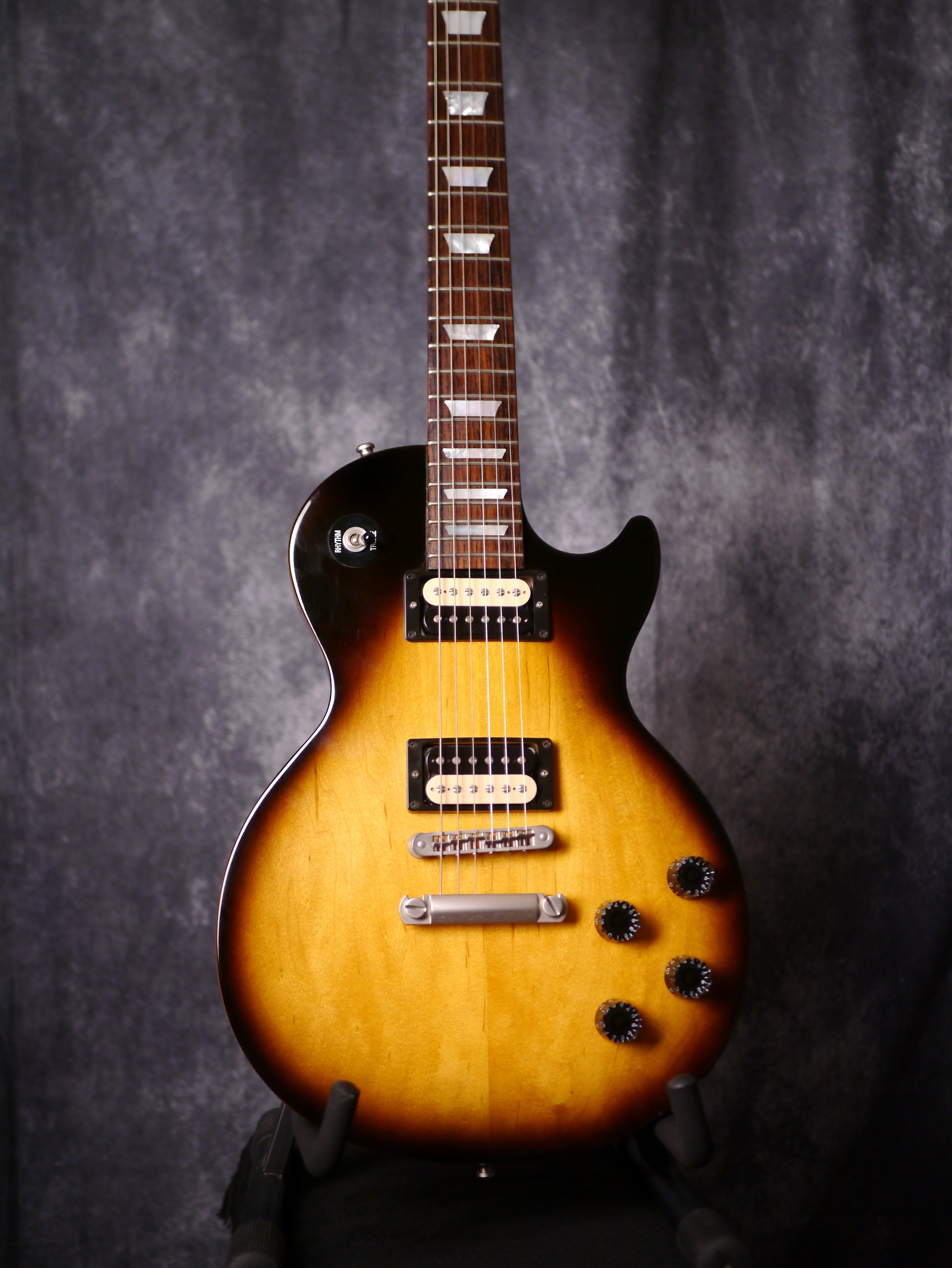 Gibson LPM 2015 – Vintage Sunburst. Grover Tuners