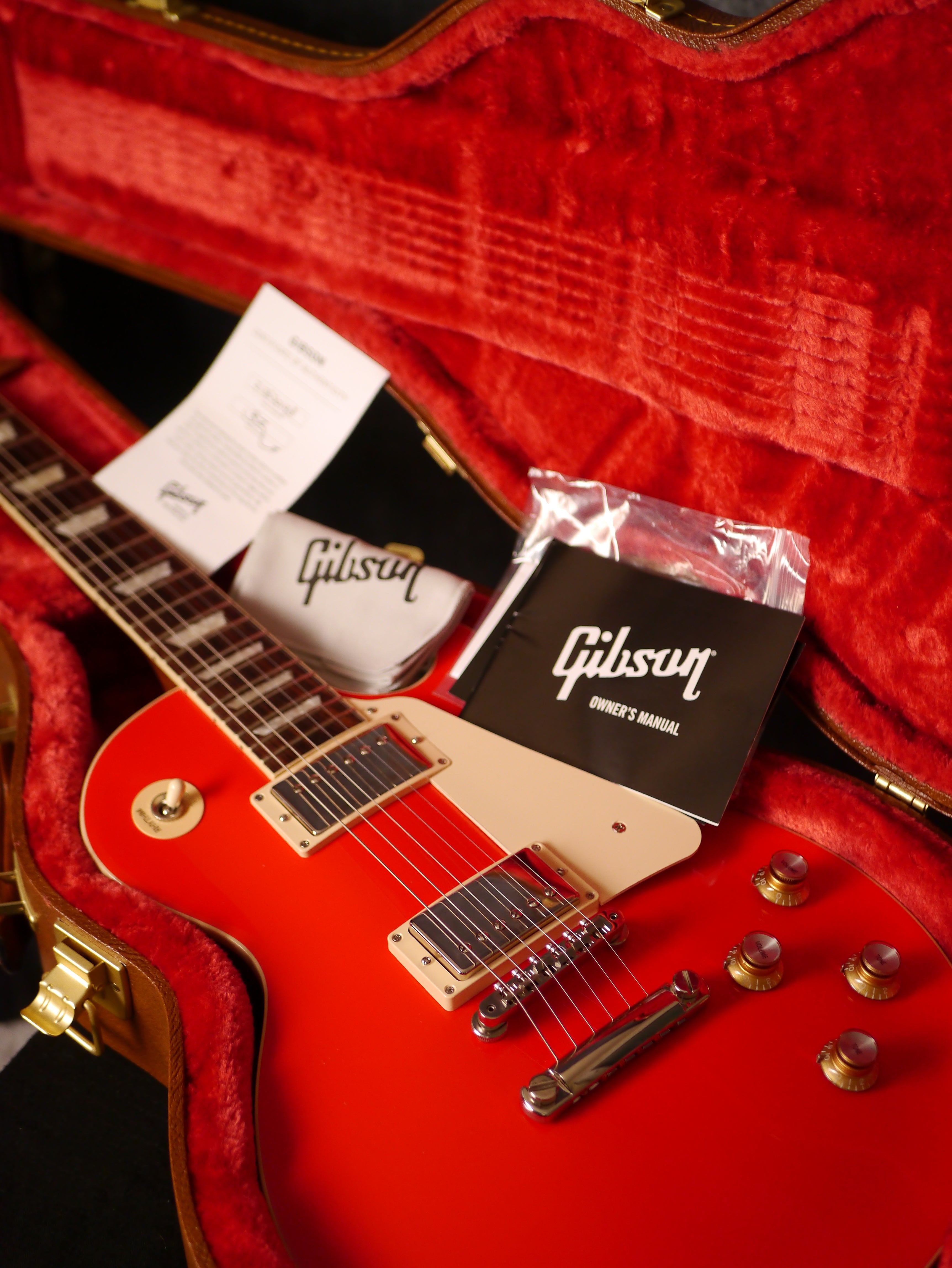 Gibson Les Paul Standard 60s Plain Top – Cardinal Red