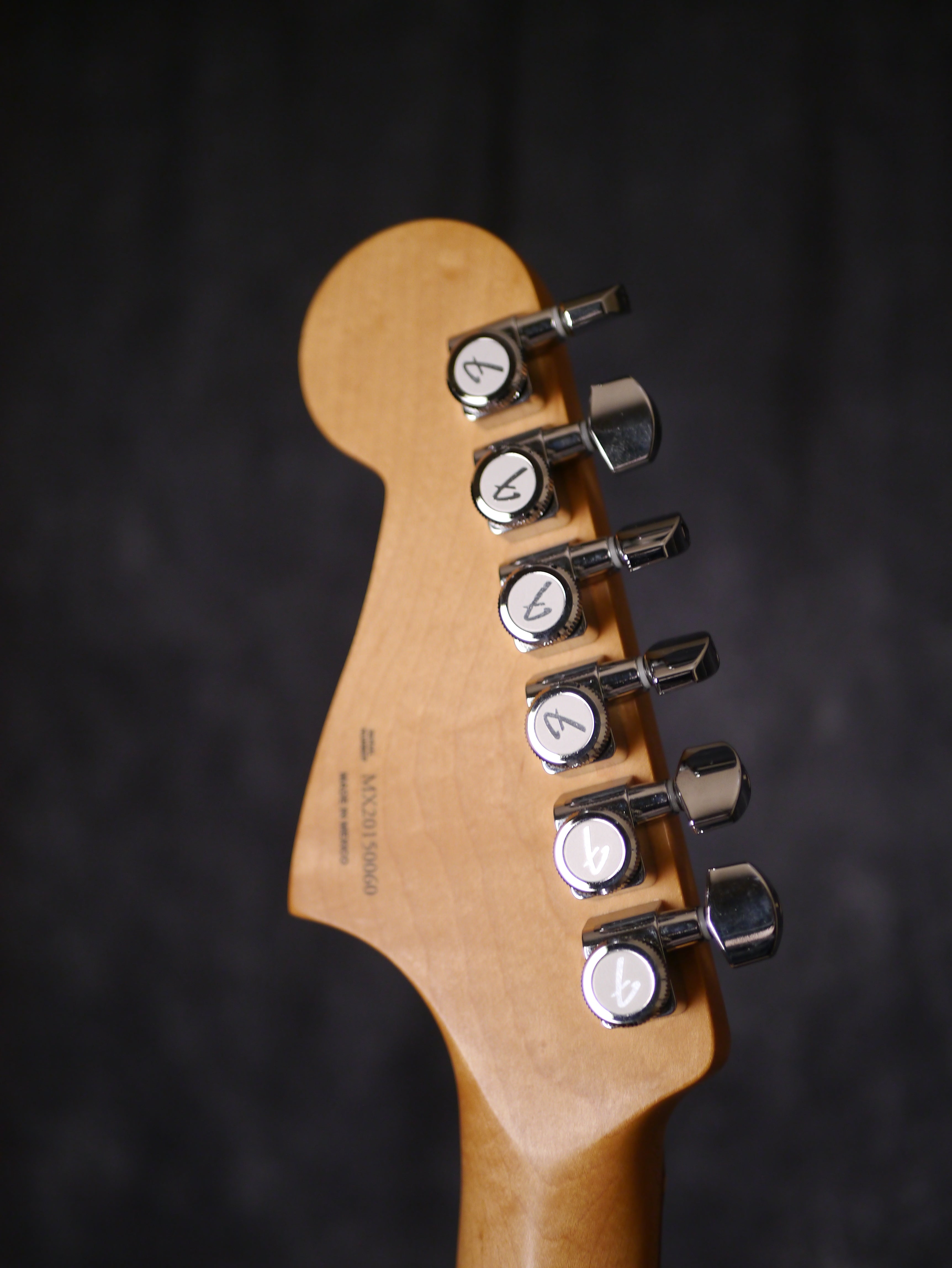 Fender Player Jazzmaster HH – 3-Color Sunburst · Made in Mexico
