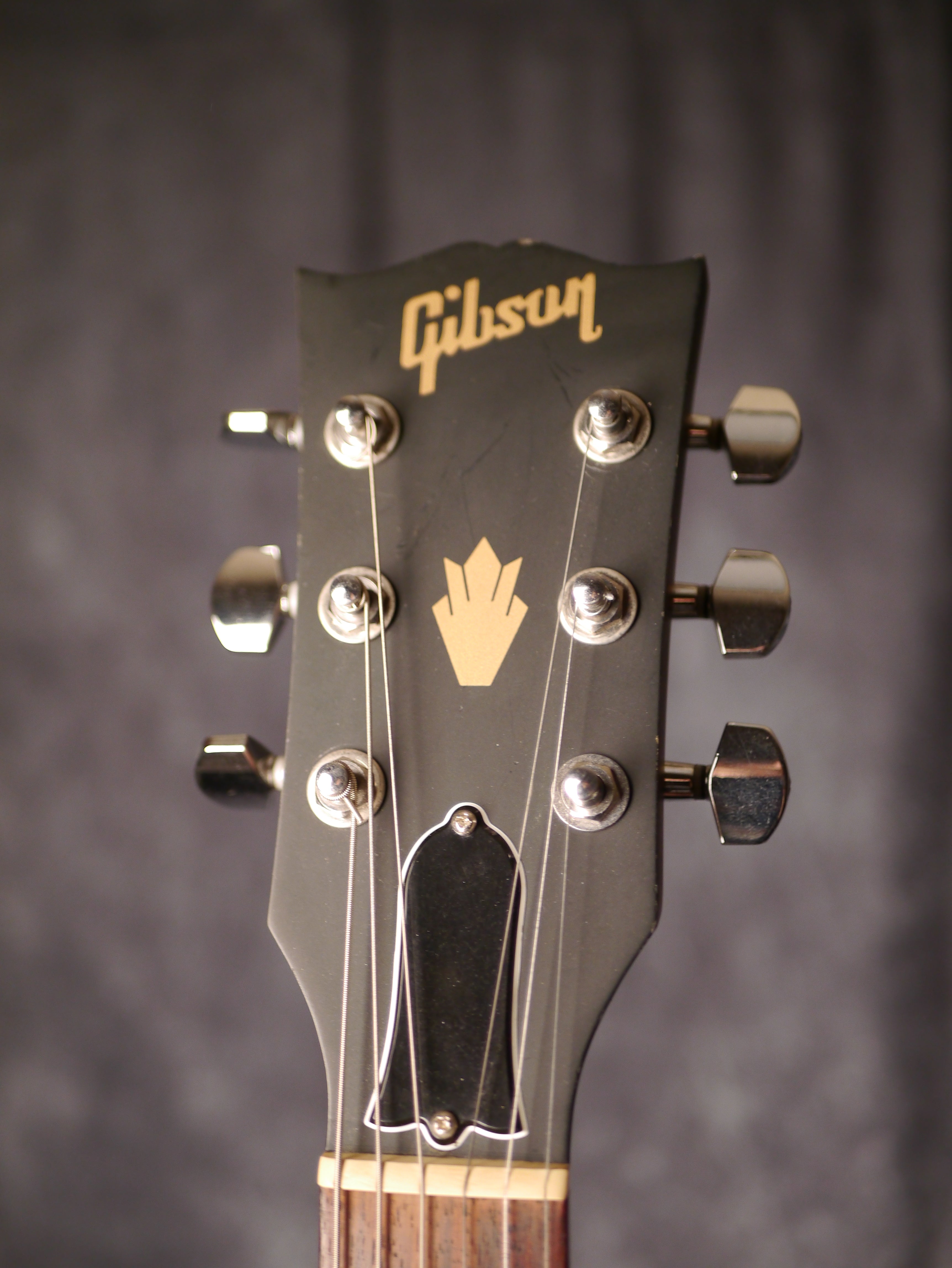 Gibson SG 120th Anniversary – Vintage Satin · Made in USA