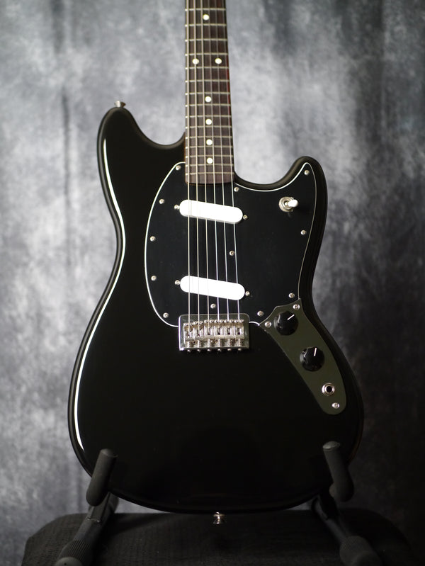 Fender Player II Mustang – Black · Made in Mexico