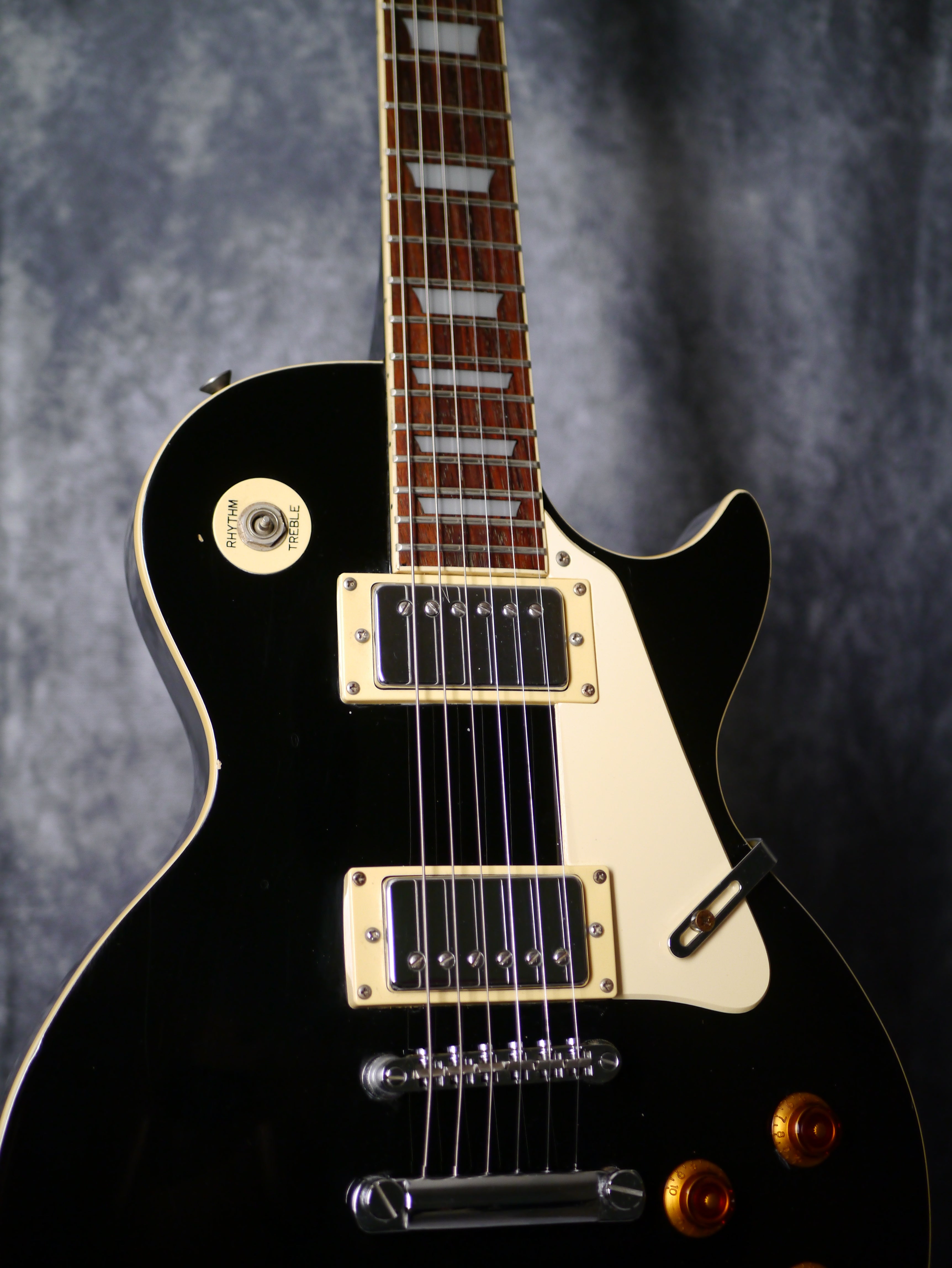 Epiphone Les Paul – Ebony · 1996 · Presumed Korean Production
