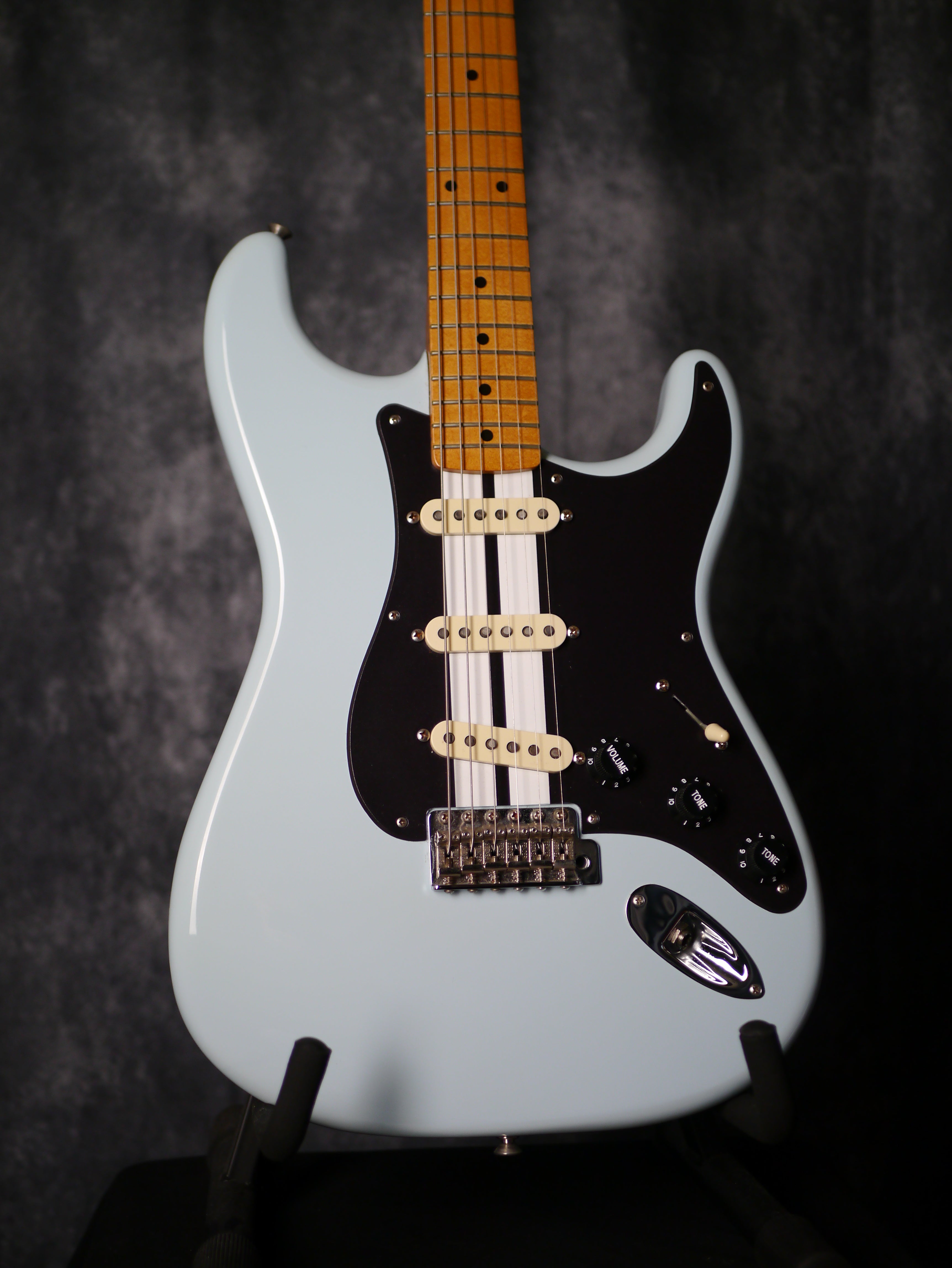 Fender Vintera '50s Stratocaster – Sonic Blue